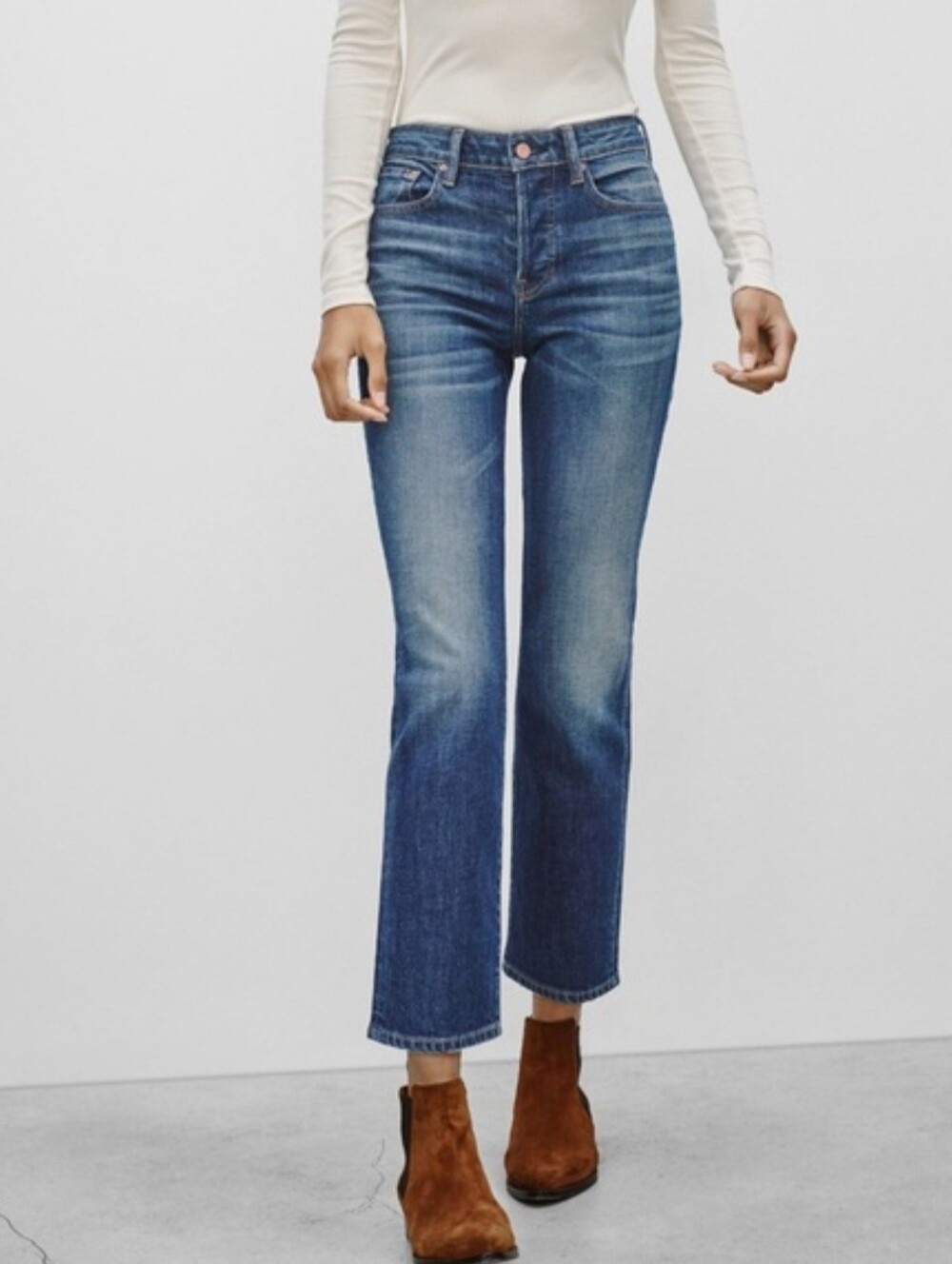 Aritzia | The Castings High Rise Crop Flare Jeans Blue Denim Color Paton Size 28